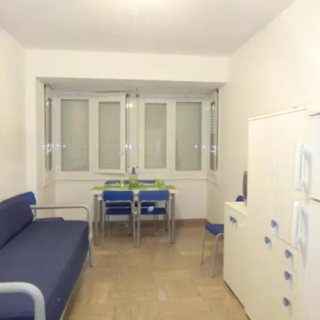 Pineda Apartament *